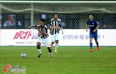 舜天外援闪耀赛场斩获最佳，小罗卖力炫技引热议